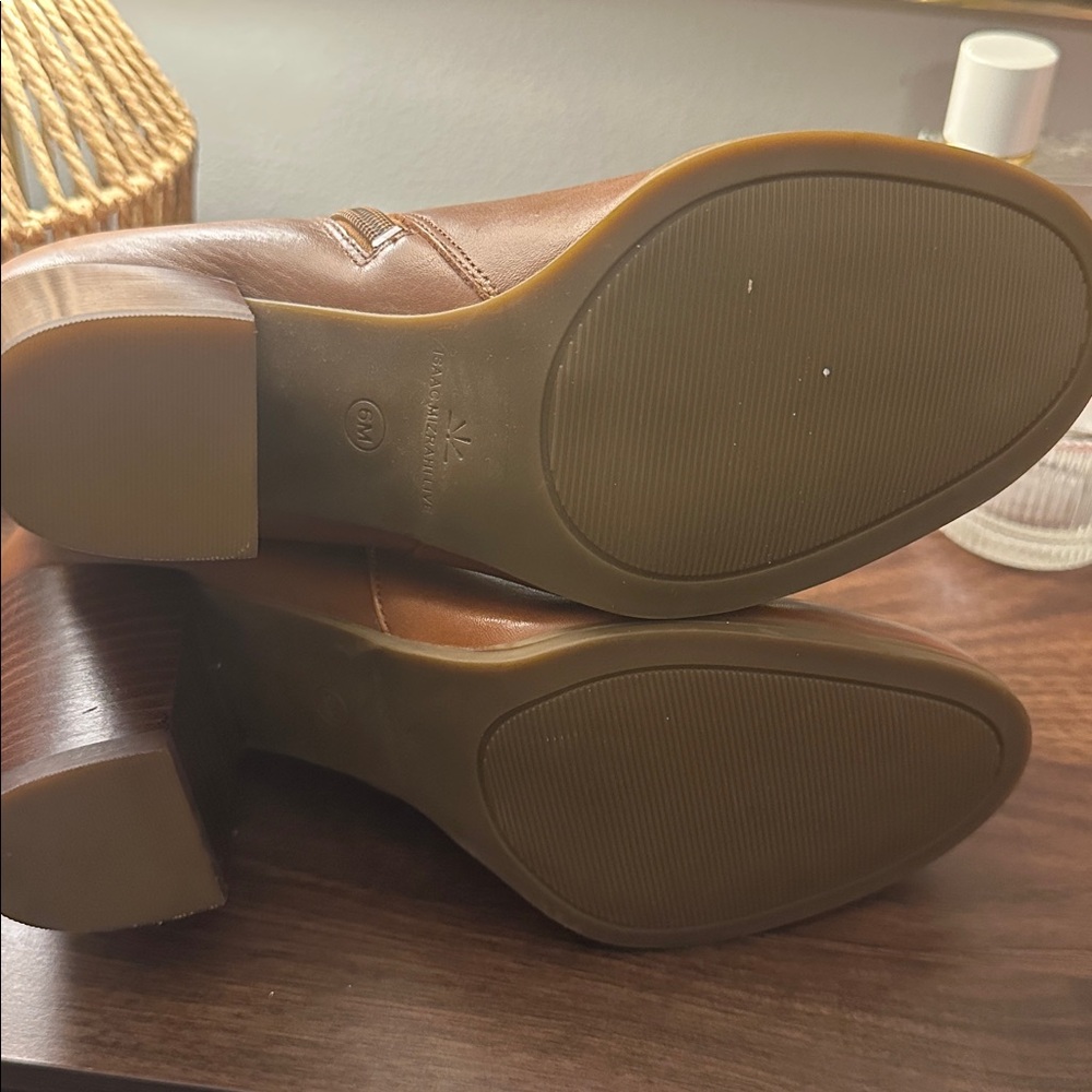 Isaac Mizrahi Cognac Leather Ankle Booties Buckle Stacked Heel Side Zip Sz 6 - Picture 4 of 5